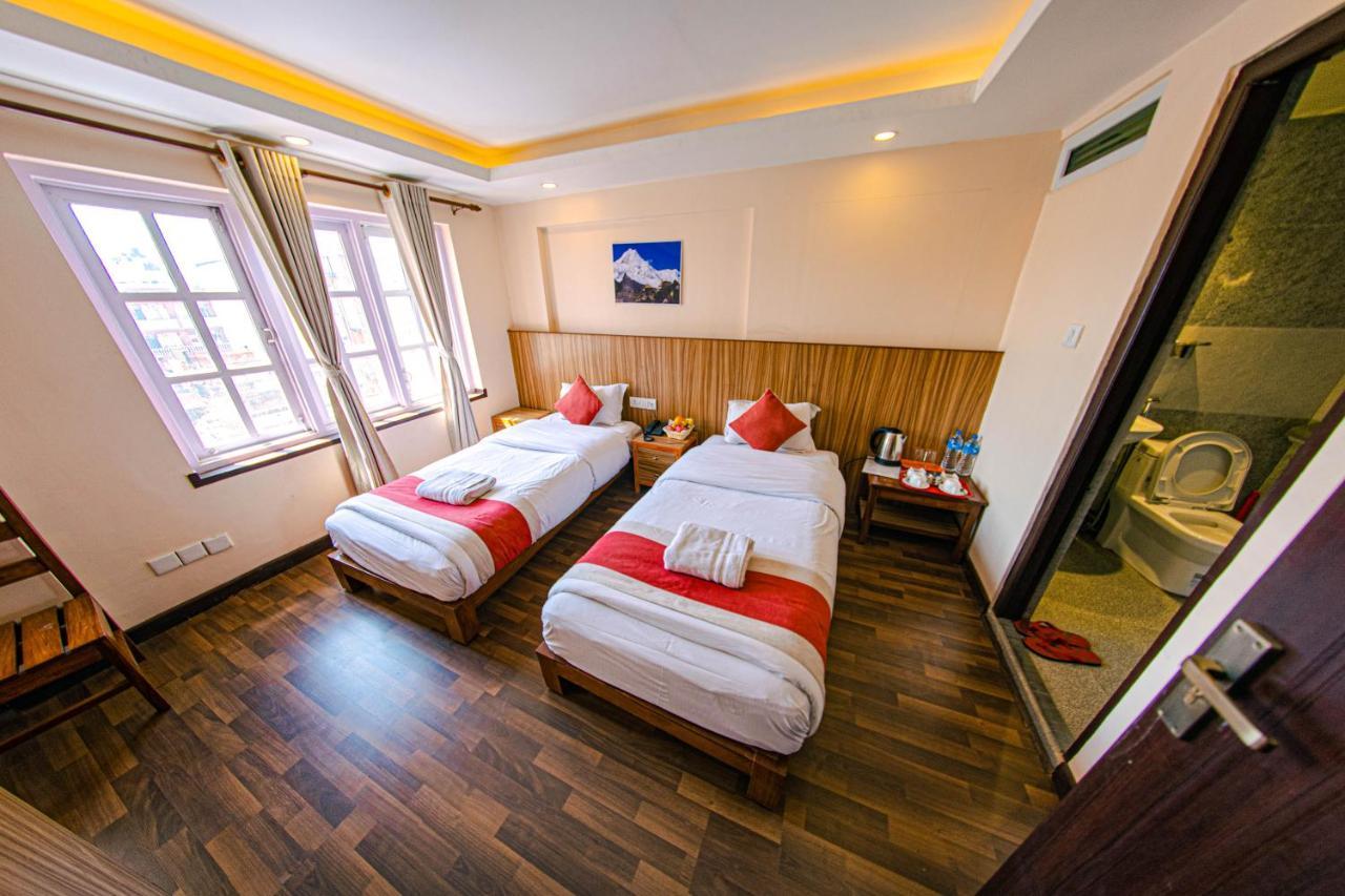 Hotel Chhimeki Kathmandu Buitenkant foto