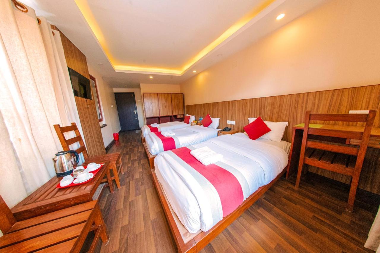 Hotel Chhimeki Kathmandu Buitenkant foto