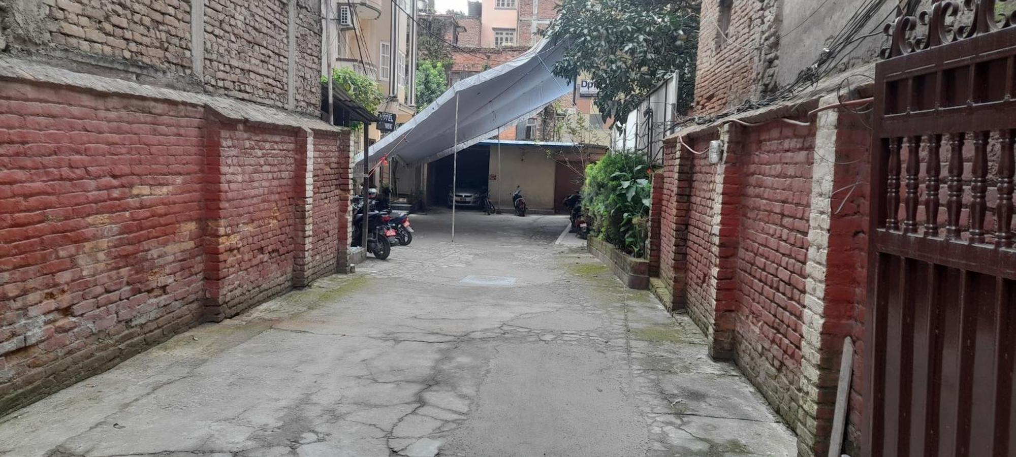 Hotel Chhimeki Kathmandu Buitenkant foto