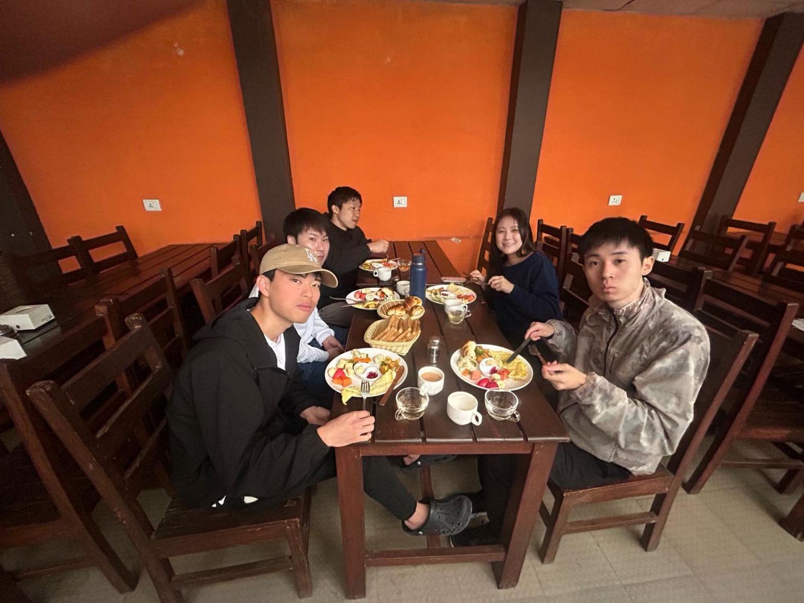 Hotel Chhimeki Kathmandu Buitenkant foto